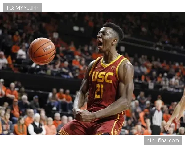 奥西曼首次披国家队战袍，梦想成真引发球迷热切关注