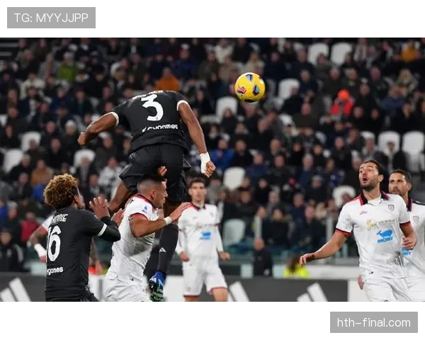 布雷默头球建功助球队取胜，稳健表现领跑射手榜