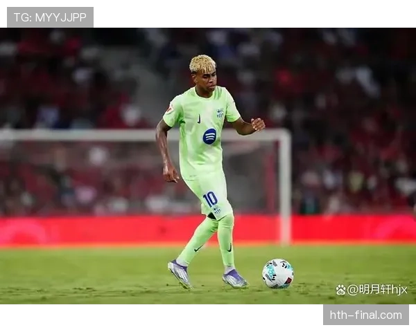 巴萨开启西甲亚洲巡回赛,近期表现稳健备受期待 巴萨开启西甲亚洲巡回赛,近期表现稳健备受期待